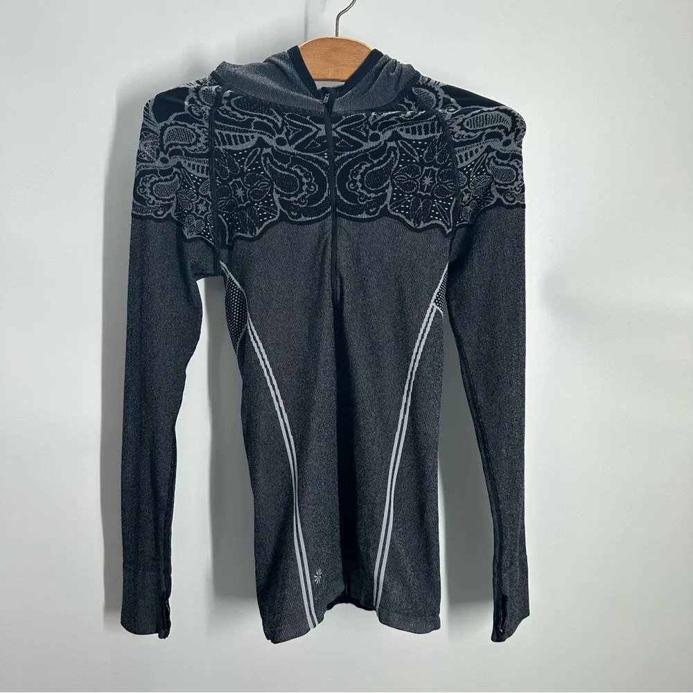 Athleta Seamless Twist Gray Patterned Half Zip Hoodie